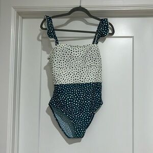 Summer salt Ruffle Swim